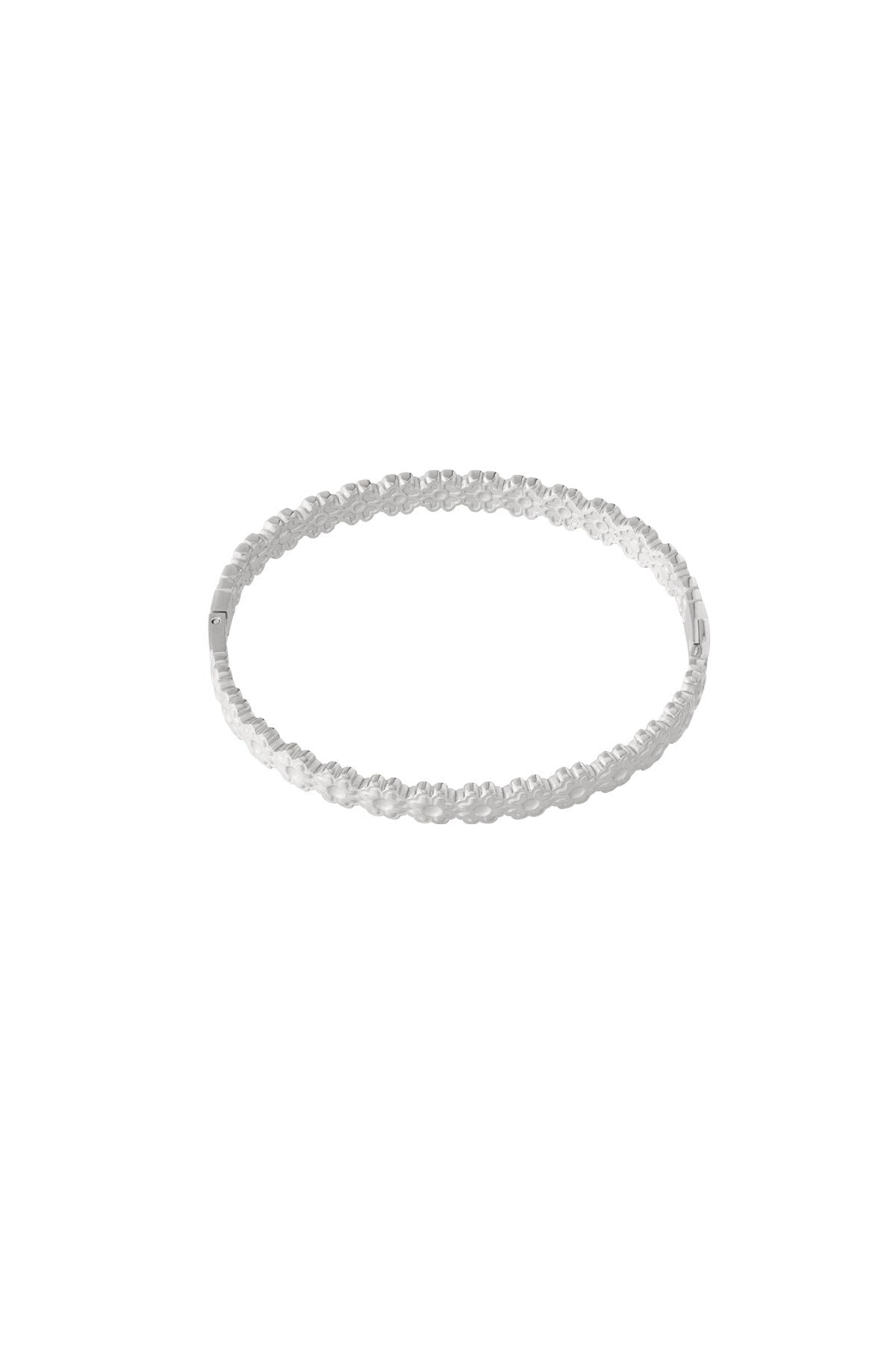 Flower bangle