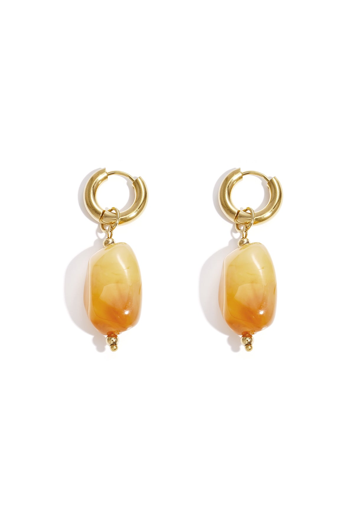 Earrings with organic beads