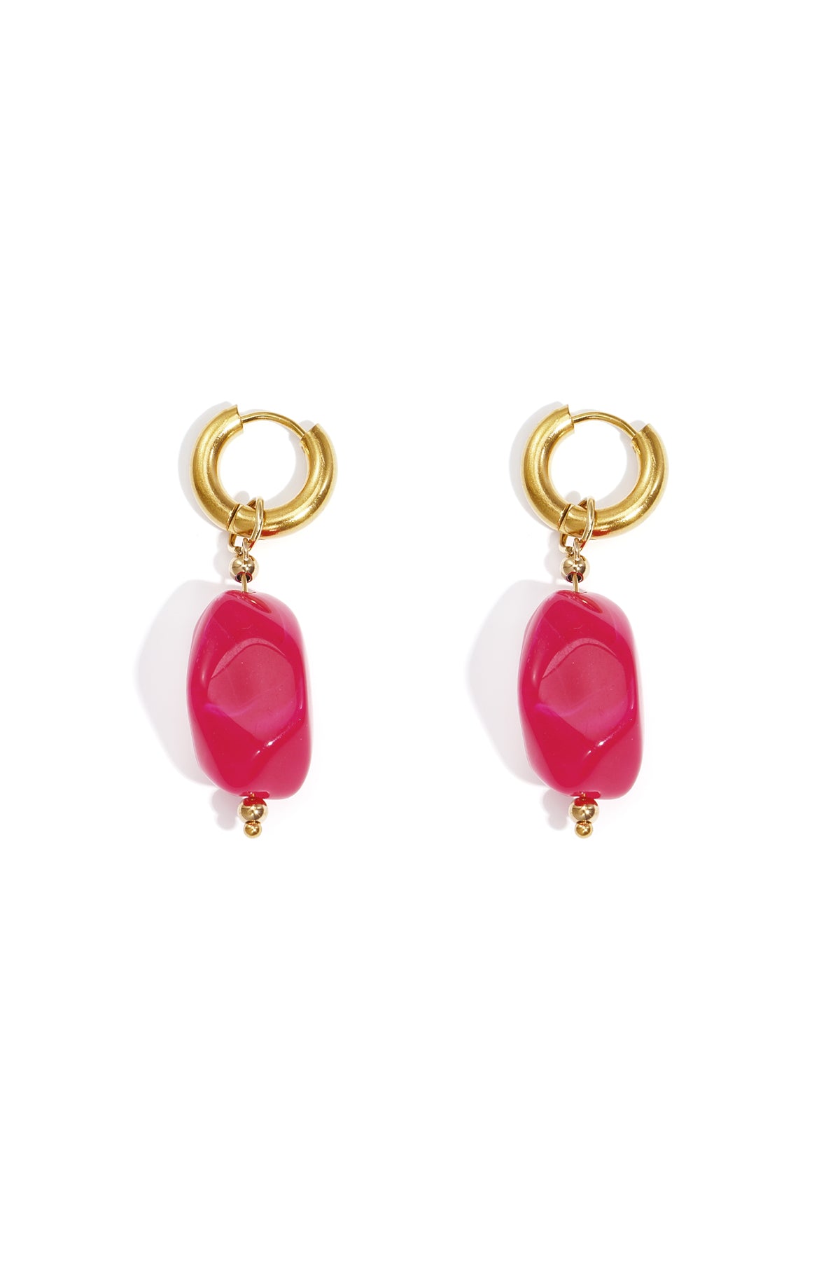 Earrings with organic beads