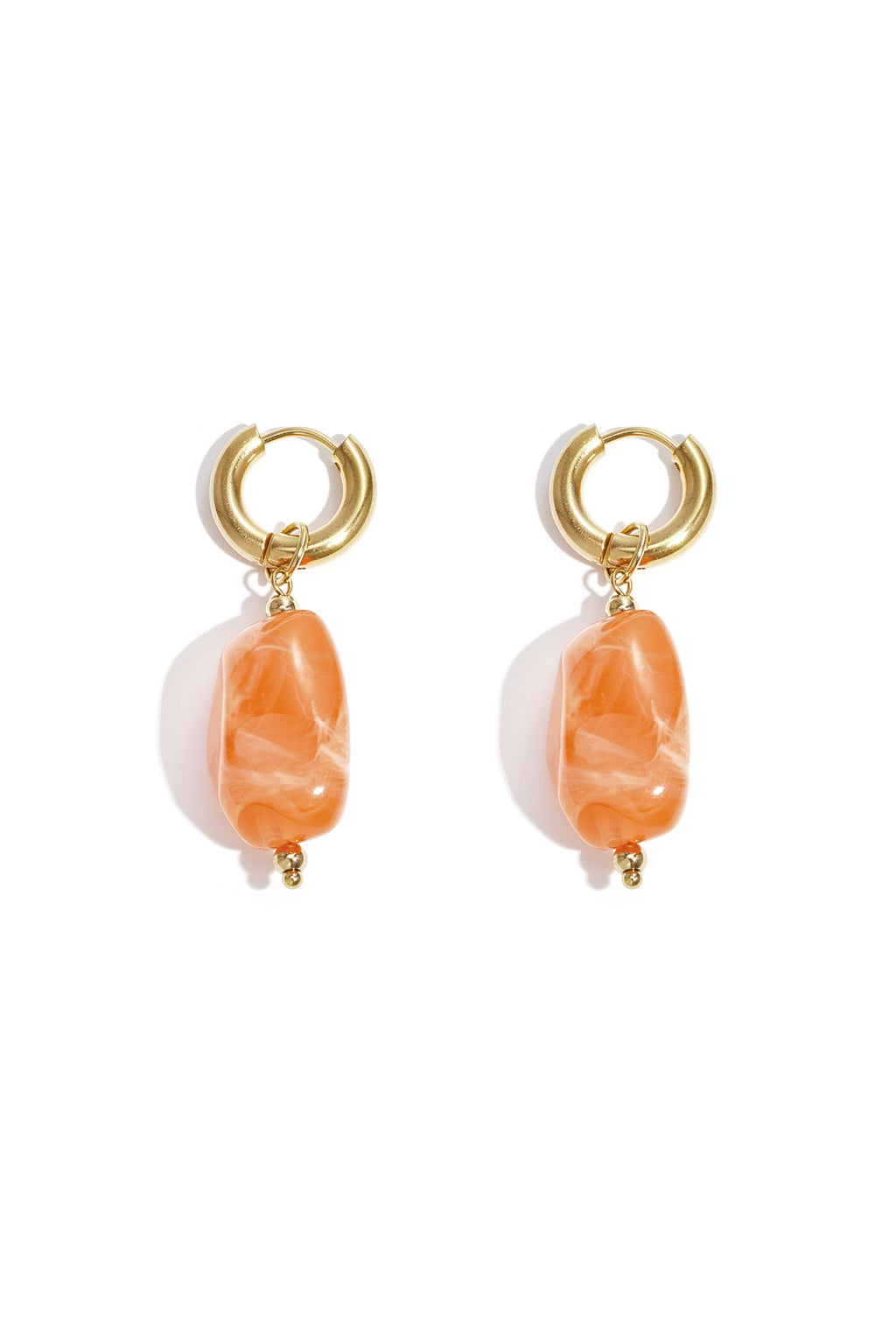 Earrings with organic beads