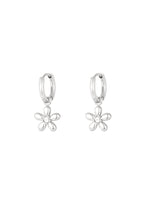 earrings daisy doo