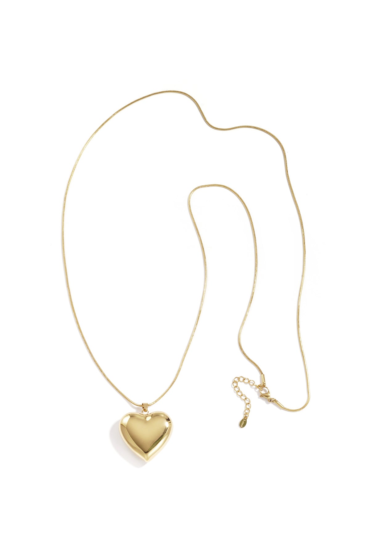 Medium-length necklace with hanging heart