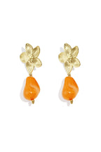 Flower earrings with organic bead