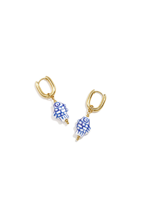 Squoval earrings with checkered fish charm
