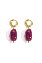 Earrings with organic beads