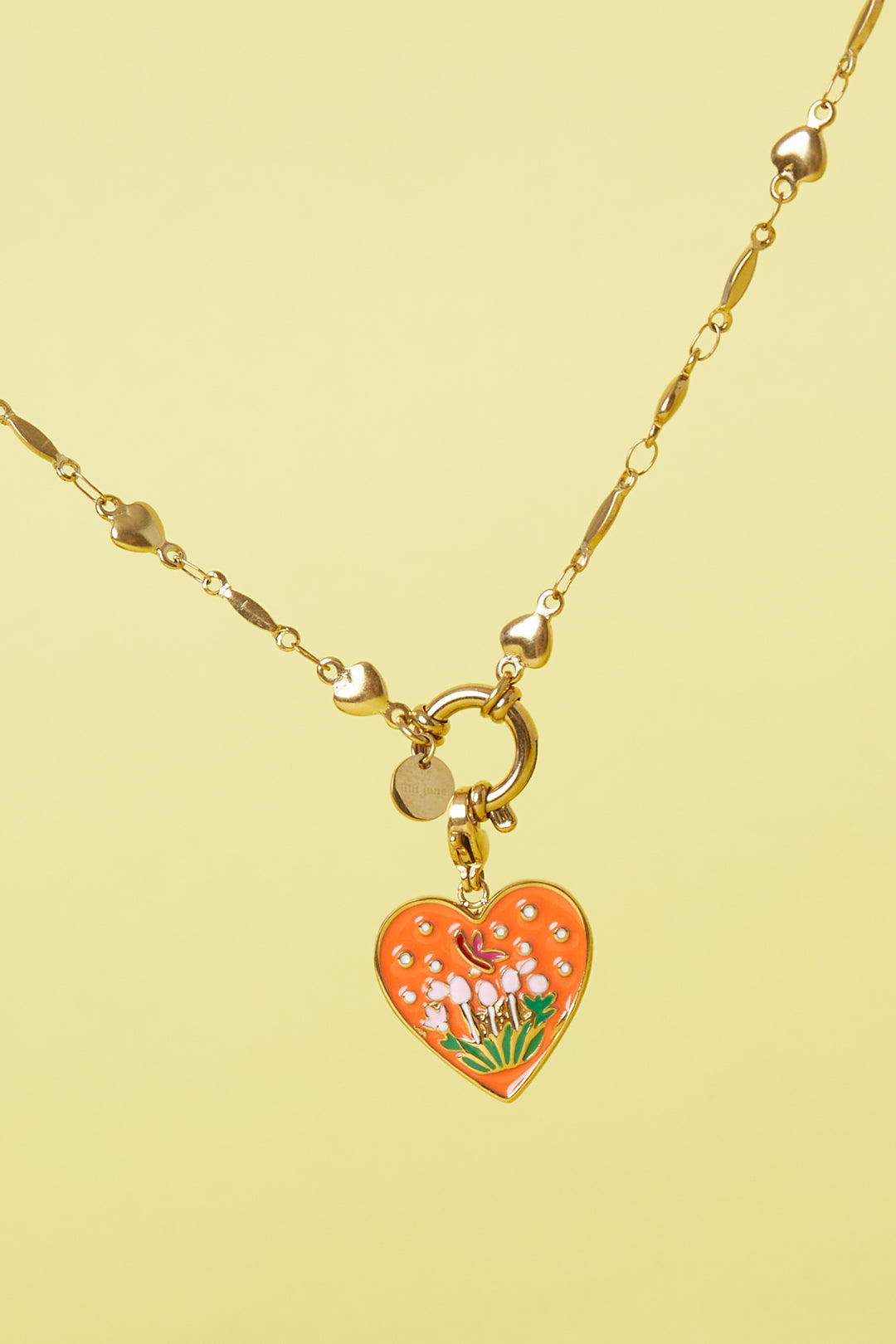 Jewelry charm heart with tulips DIY