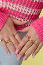 Ring with floral print