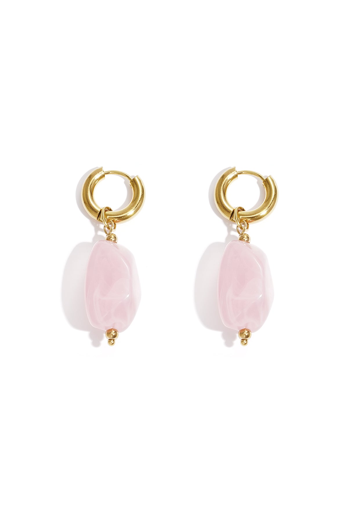 Earrings with organic beads