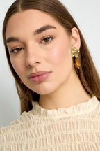 Flower earrings with organic bead