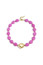 Necklace with statement bead