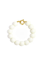Bracelet with large beads and front closure