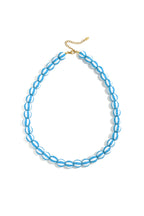 Bead necklace with striped beads