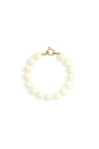 Necklace with medium beads and front closure-12mm