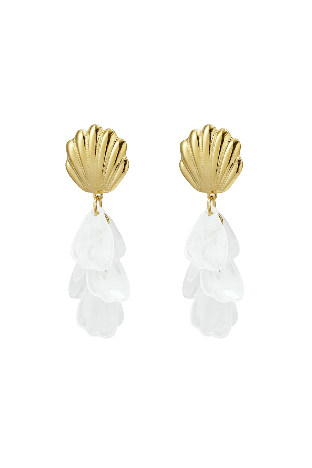 Shell earrings with mother of pearl