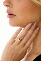 Adjustable ring with decorated heart