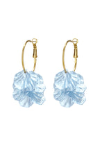 Hoop earrings with mother-of-pearl leaves